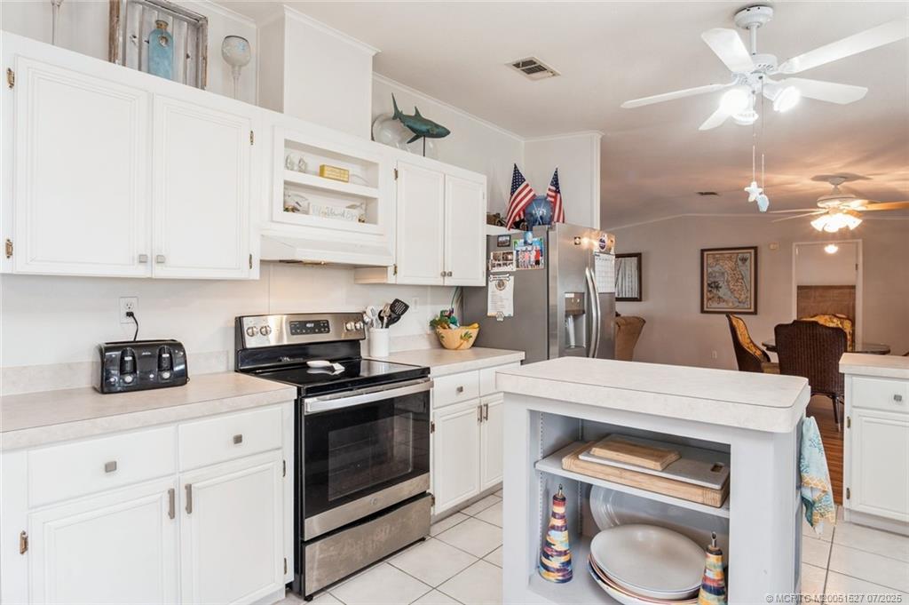 Hobe Sound, Florida 33455, United States, 3 Bedrooms Bedrooms, ,2 BathroomsBathrooms,Residential,Active,178420