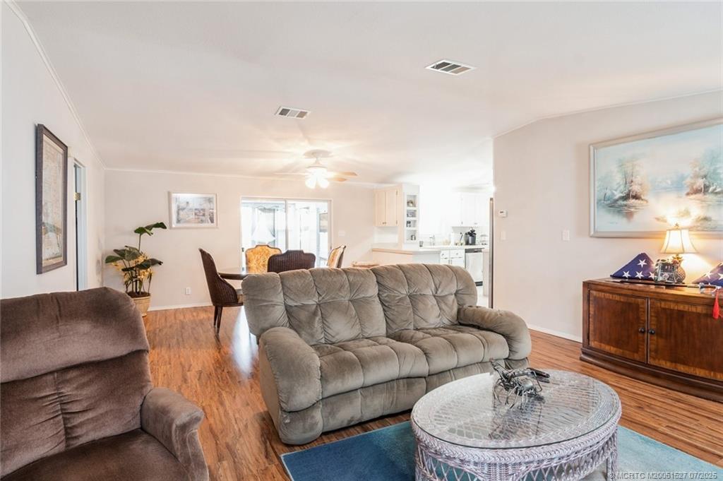 Hobe Sound, Florida 33455, United States, 3 Bedrooms Bedrooms, ,2 BathroomsBathrooms,Residential,Active,178420