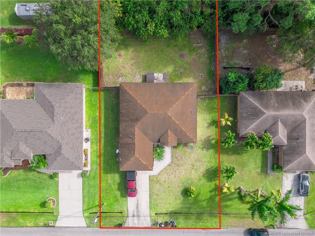 Photo of 3537 SW Foremost Drive, Port Saint Lucie, FL 34953 (MLS # M20042494)