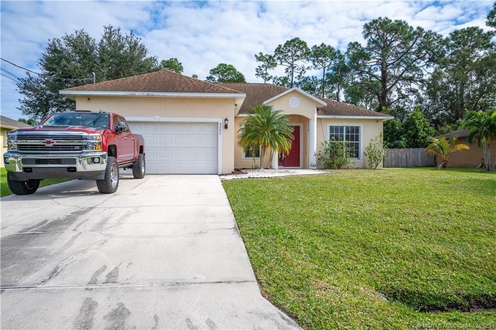 Photo of 3537 SW Foremost Drive, Port Saint Lucie, FL 34953 (MLS # M20042494)