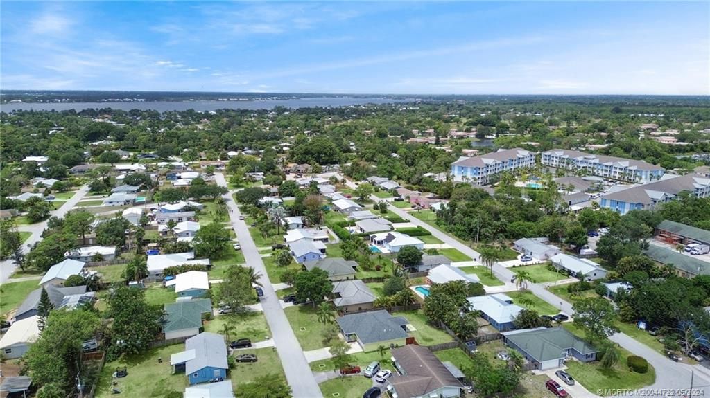 Photo of 989 NW 16th Street, Stuart, FL 34994 (MLS # M20044722)