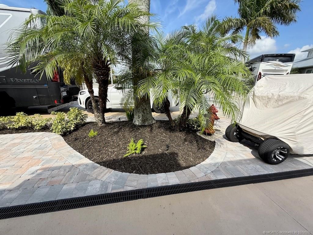 Photo of 236 NW Hazard Way, Port Saint Lucie, FL 34986 (MLS # M20049230)
