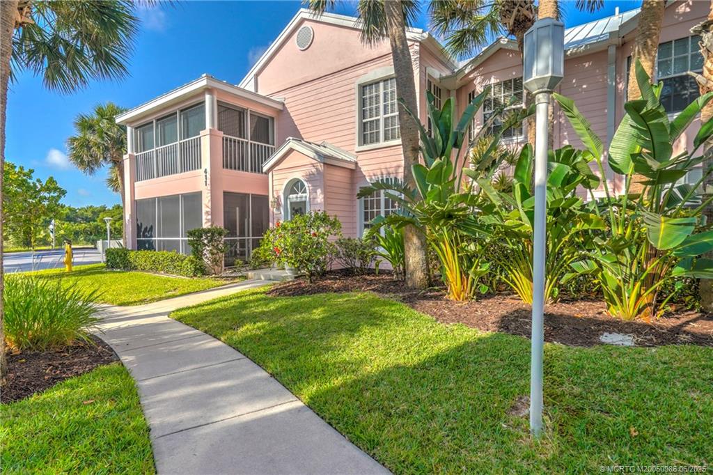 Stuart, Florida 34996, United States, 2 Bedrooms Bedrooms, ,2 BathroomsBathrooms,Residential,Active,149129