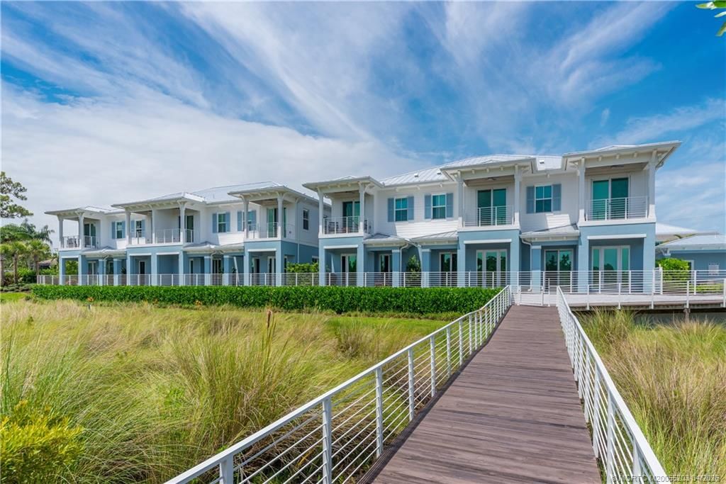 Photo of 4683 SE Manatee Way, Stuart, FL 34997 (MLS # M20055203)