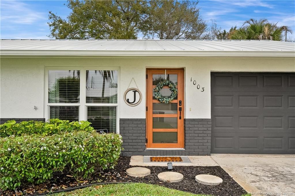 Photo of 1003 NW 16th Place, Stuart, FL 34994 (MLS # M20055216)