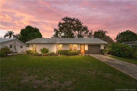 Photo of 1003 NW 16th Place, Stuart, FL 34994 (MLS # M20055216)