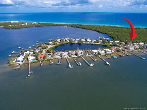 4311 NE Joes Point Road Stuart FL 34996