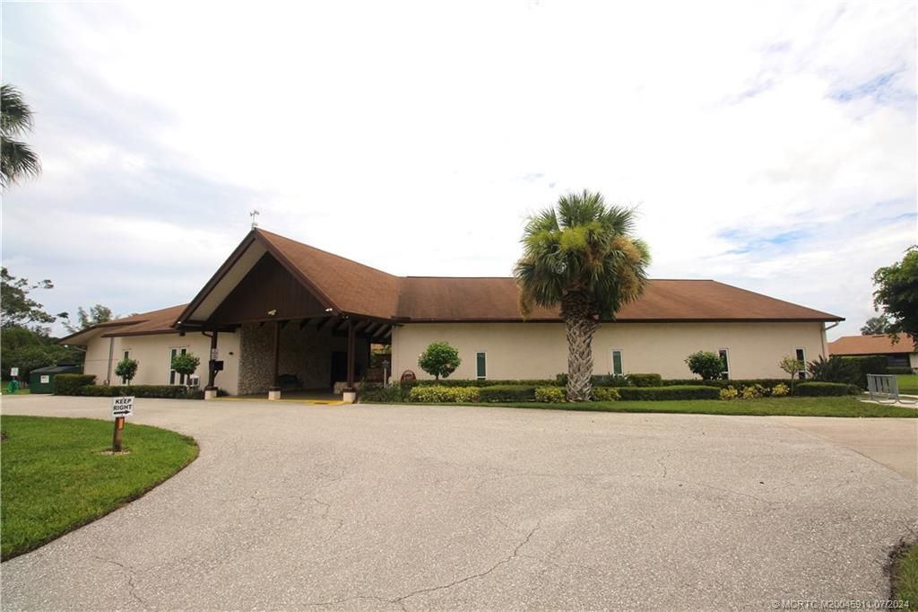 Photo of 6531 SE Federal Highway #D109, Stuart, FL 34997 (MLS # M20045911)