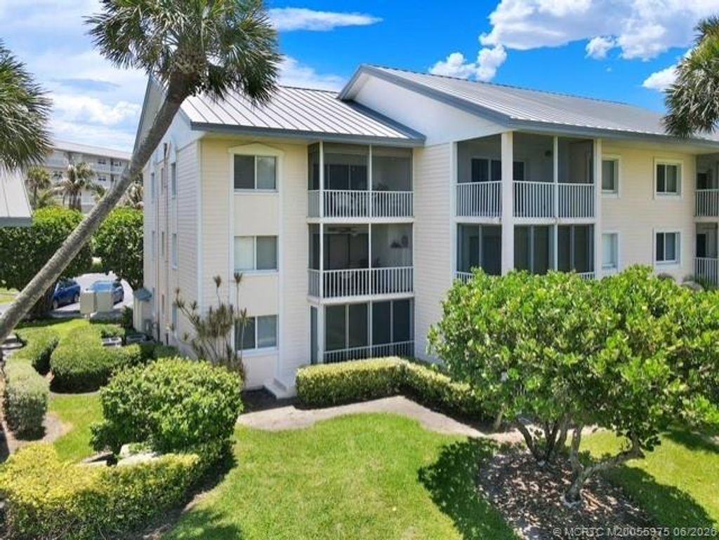 Photo of 5801 NE Gulfstream Way #4912, Stuart, FL 34996 (MLS # M20055975)