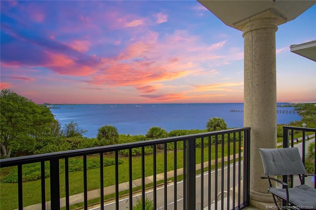 Photo of 3736 NE Indian River Drive, Jensen Beach, FL 34957 (MLS # M20045881)