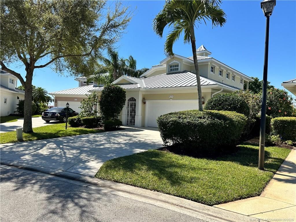 Photo of 2174 NW Plumbago Trail, Stuart, FL 34994 (MLS # M20049669)