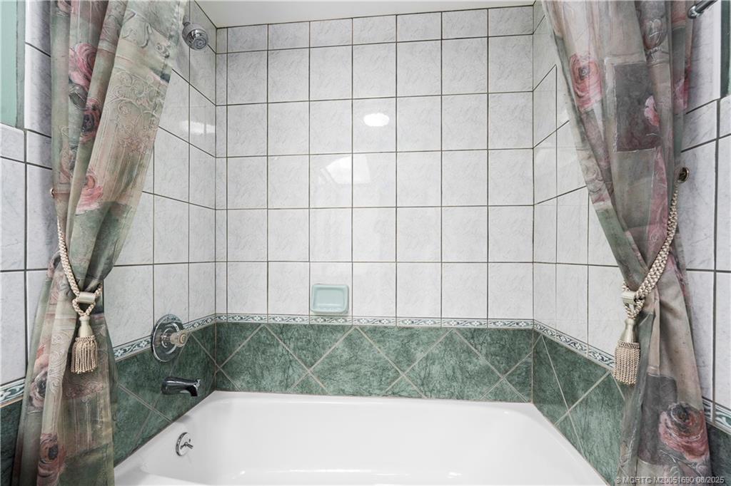 Stuart, Florida 34994, United States, 2 Bedrooms Bedrooms, ,2 BathroomsBathrooms,Residential,Active,188001