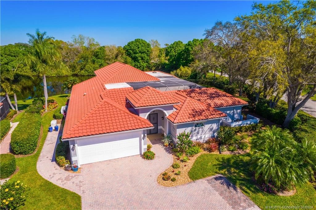 Photo of 1636 NW Buttonbush Circle, Palm City, FL 34990 (MLS # M20043507)