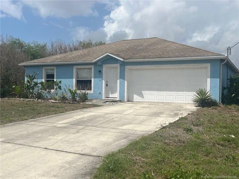 Homes For Sale - 721 SW Mccullough Avenue<br/> Saint Lucie County, Port St. Lucie, FL 34953