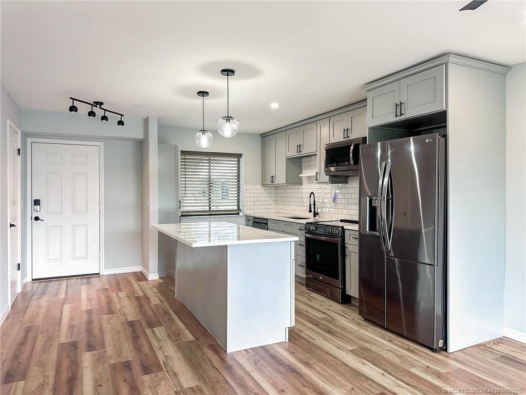 Photo of 800 NW Fork Road #10-7, Stuart, FL 34994 (MLS # M20054438)