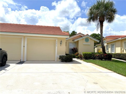 Homes For Sale - 3824 SW Inwood Pines Lane<br/> Palm City, FL 34990