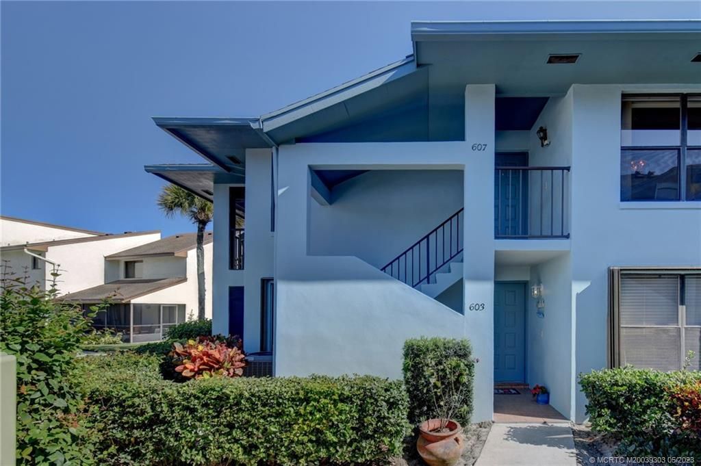 Photo of 950 S Kanner Highway #607, Stuart, FL 34994 (MLS # M20039303)