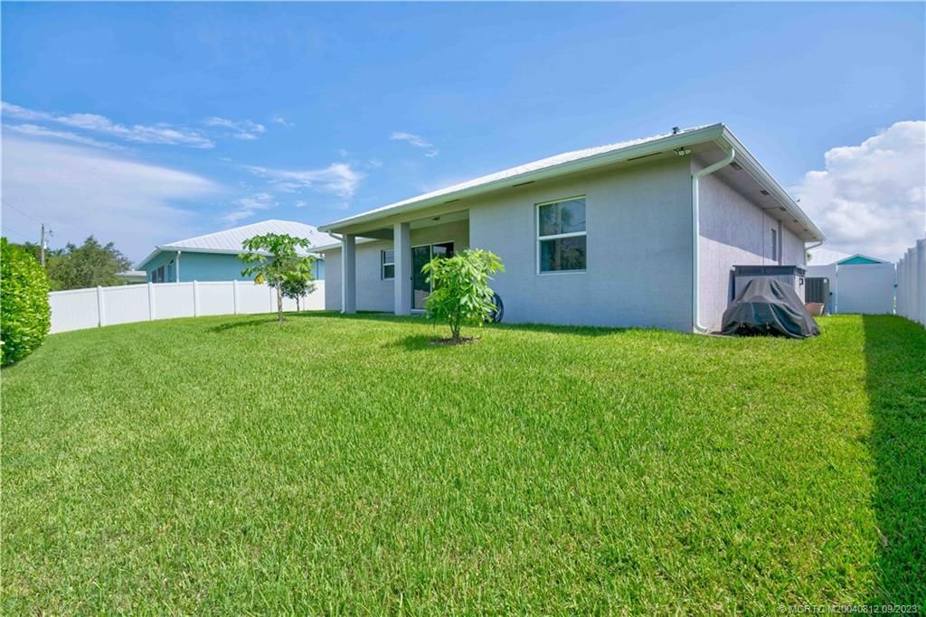Photo of 6207 SE Amethyst Terrace, Hobe Sound, FL 33455 (MLS # M20040812)