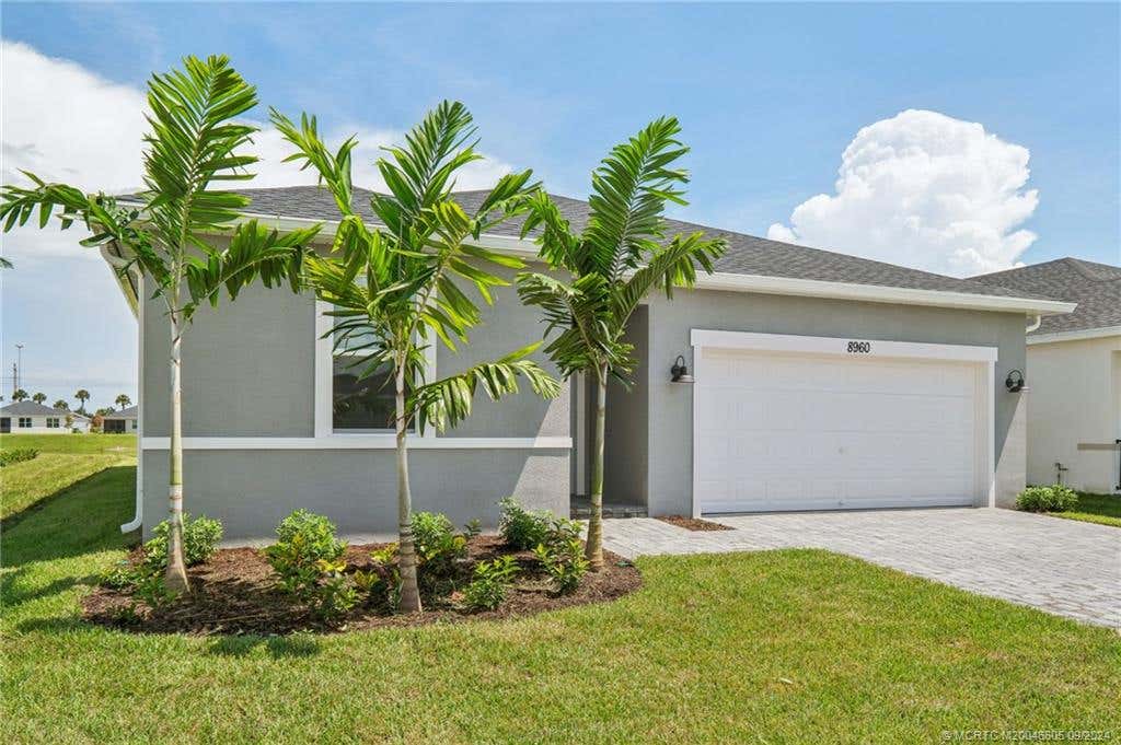 Photo of 8960 Dahlia Circle, Port Saint Lucie, FL 34986 (MLS # M20046605)