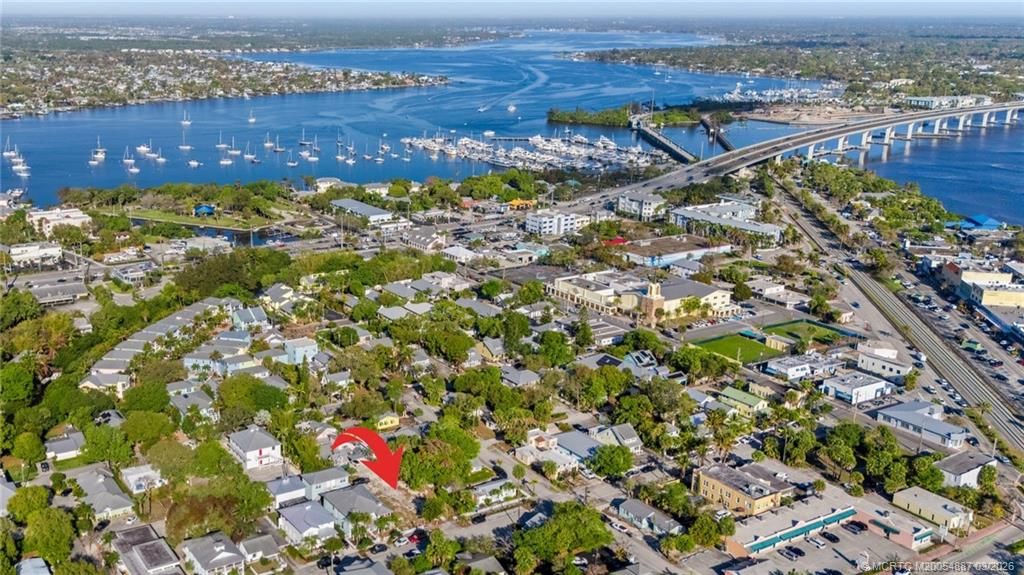 Photo of 506 SW Camden Avenue, Stuart, FL 34994 (MLS # M20054887)