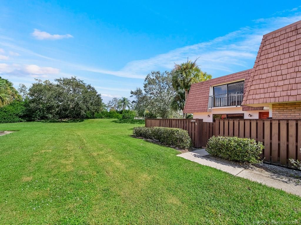 Photo of 2904 SW Sunset Trace Circle, Palm City, FL 34990 (MLS # M20047351)