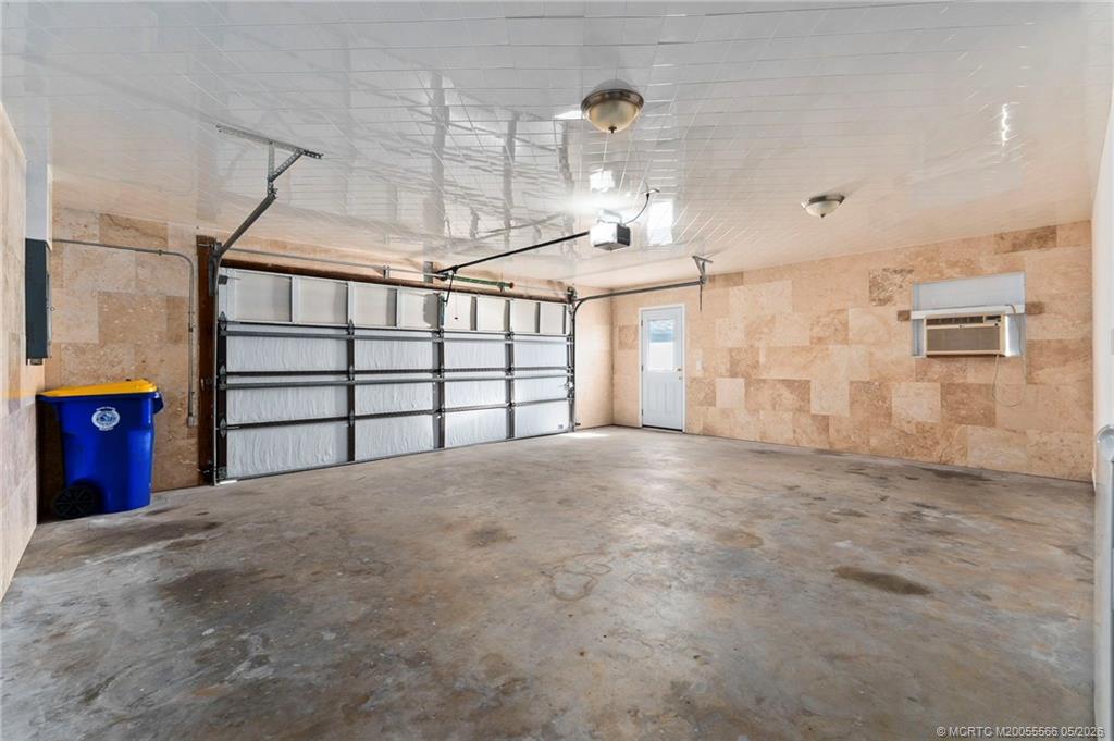 Palm City, Florida, 34990, United States, 3 Bedrooms Bedrooms, ,2 BathroomsBathrooms,Residential,Active,2045321