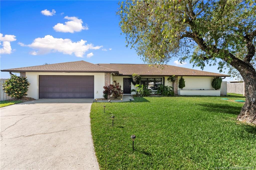 Photo of 2086 SW Gull Harbor Lane, Palm City, FL 34990 (MLS # M20055566)