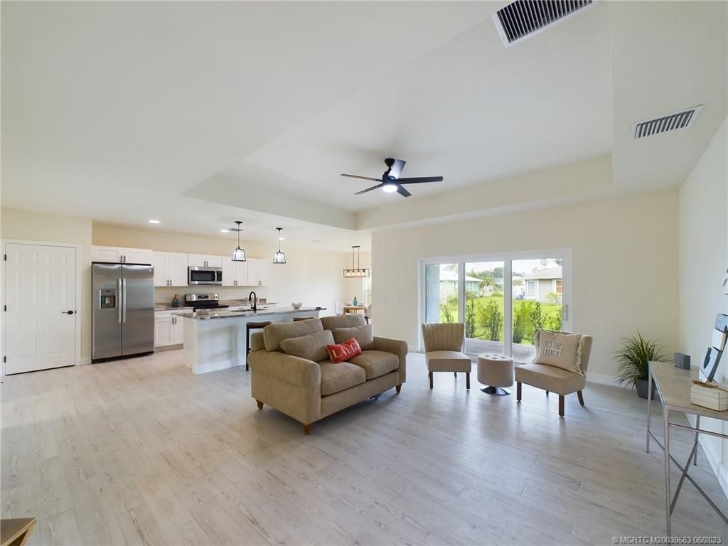 Photo of 9181 100th Avenue, Vero Beach, FL 32967 (MLS # M20039663)