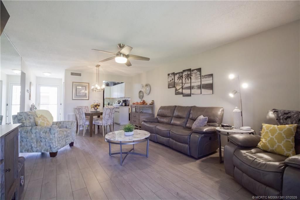 Photo of 1929 SW Palm City Road #15I, Stuart, FL 34994 (MLS # M20051381)