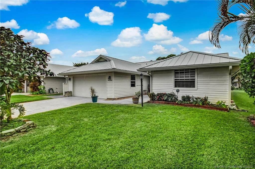 Photo of 6730 SE Lillian Court, Stuart, FL 34997 (MLS # M20037186)
