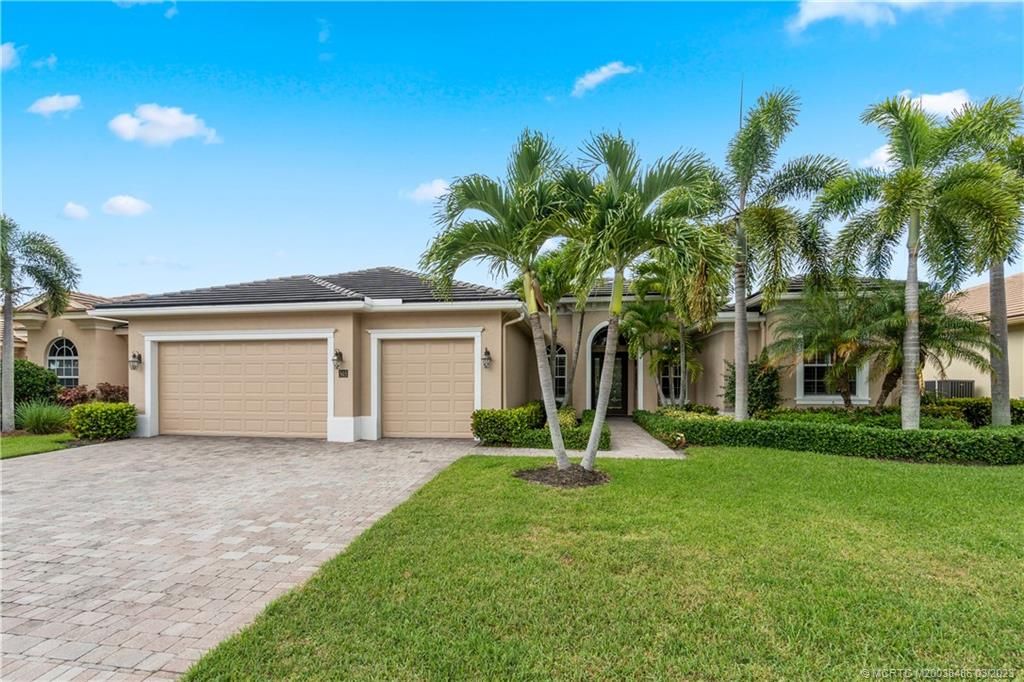 Photo of 503 SW Lost River Road, Stuart, FL 34997 (MLS # M20038486)