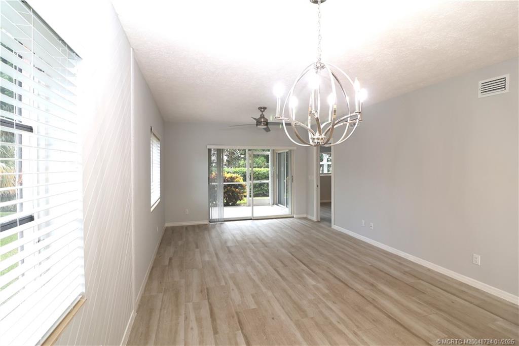 Stuart, Florida 34996, United States, 2 Bedrooms Bedrooms, ,2 BathroomsBathrooms,Residential,Active,13983