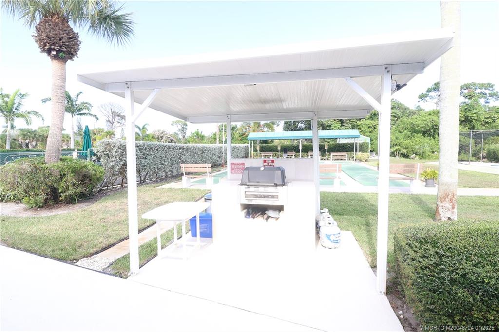 Stuart, Florida 34996, United States, 2 Bedrooms Bedrooms, ,2 BathroomsBathrooms,Residential,Active,13983