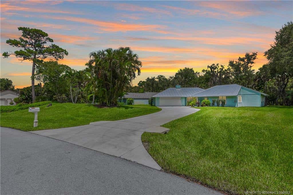 Photo of 8641 SW 17th Avenue, Stuart, FL 34997 (MLS # M20040423)