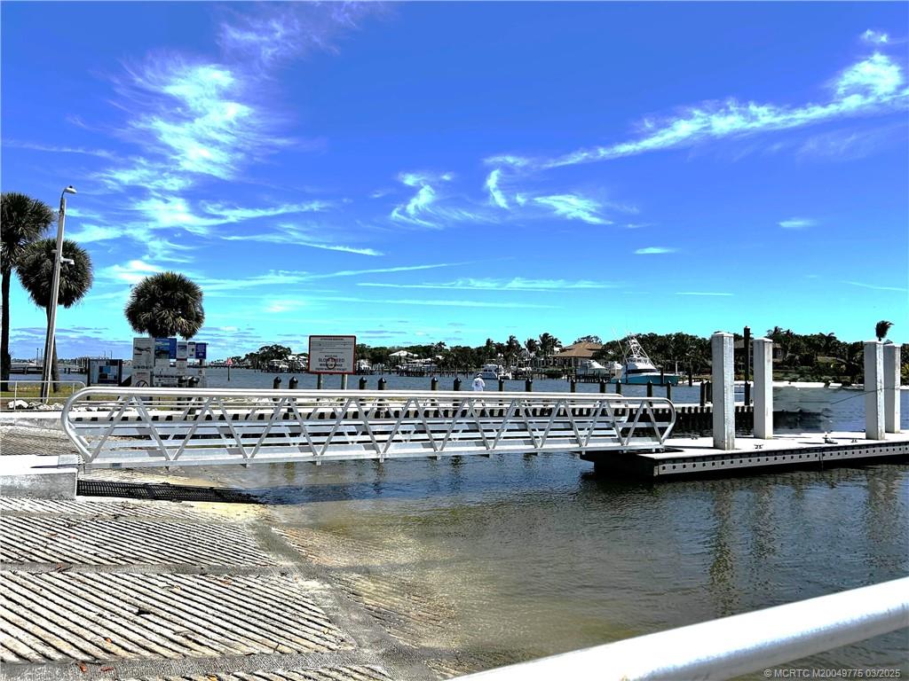 Stuart, Florida 34997, United States, 4 Bedrooms Bedrooms, ,3 BathroomsBathrooms,Residential,Active,94122