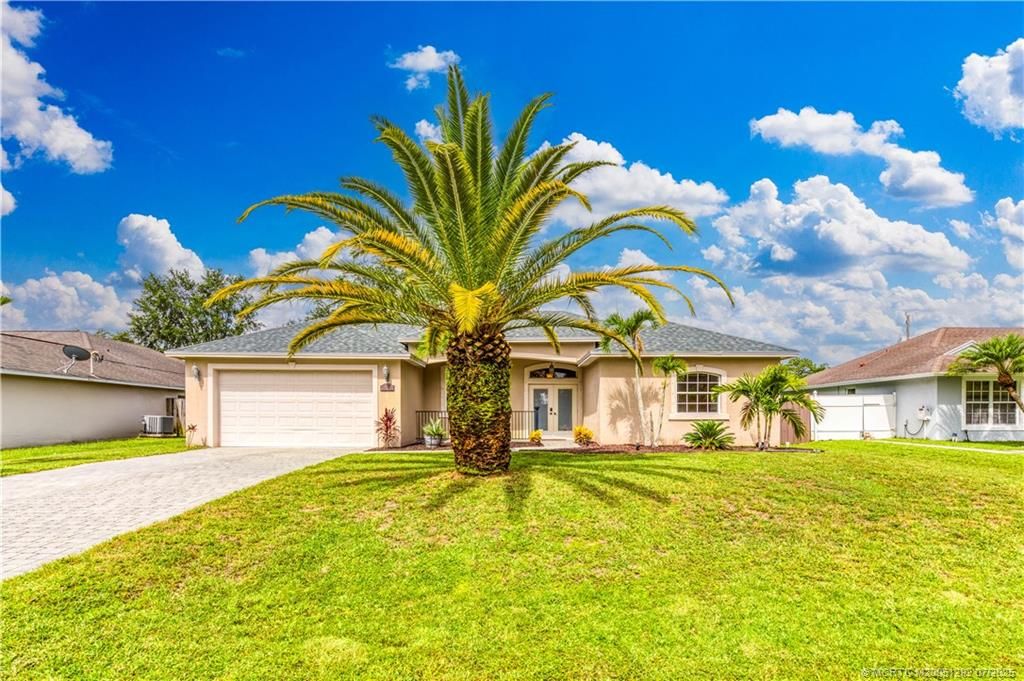 Photo of 3872 SW Chicopee Street, Port Saint Lucie, FL 34953 (MLS # M20051292)
