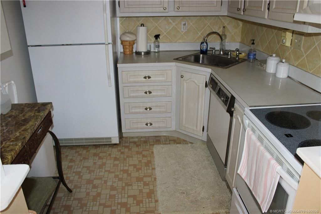 Photo of 2600 S Kanner Highway #K10, Stuart, FL 34994 (MLS # M20054779)