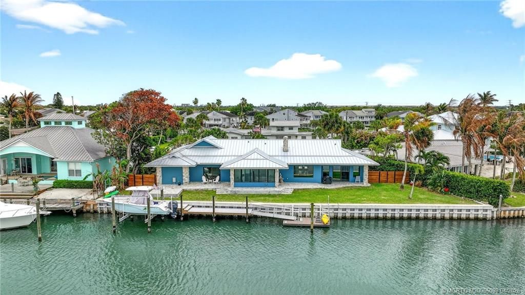 Photo of 276 Bermuda Beach Drive, Hutchinson Island, FL 34949 (MLS # M20055099)