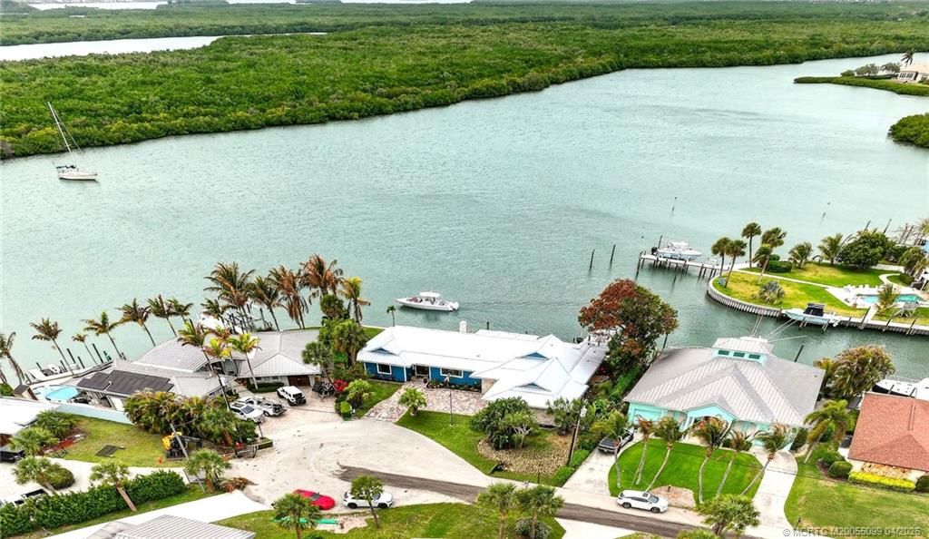 Photo of 276 Bermuda Beach Drive, Hutchinson Island, FL 34949 (MLS # M20055099)