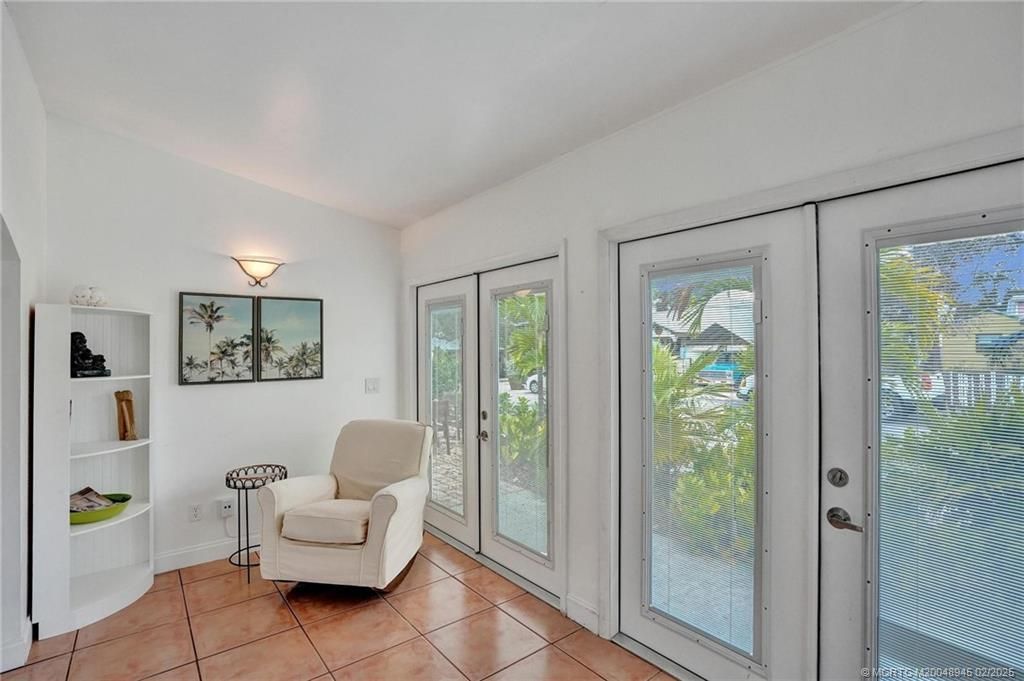 Photo of 119 SW 5 ST St SW #A-B 1-2, Stuart, FL 34994 (MLS # M20048945)