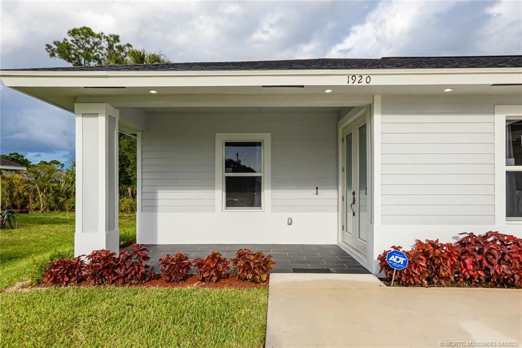 Photo of 1920 SW Logwood Road, Port Saint Lucie, FL 34953 (MLS # M20039083)