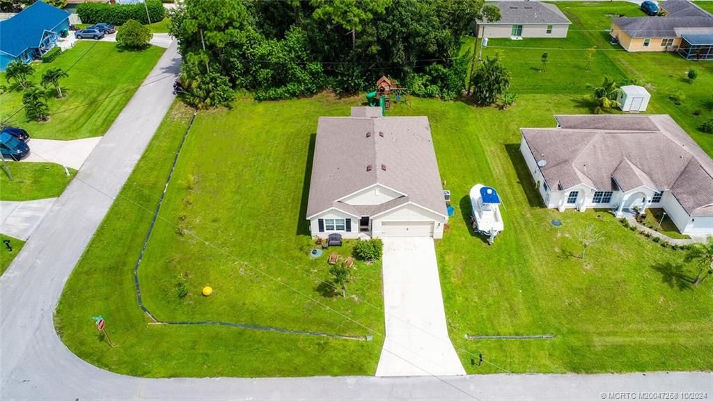 Photo of 991 SW Fable Avenue, Port Saint Lucie, FL 34953 (MLS # M20047258)