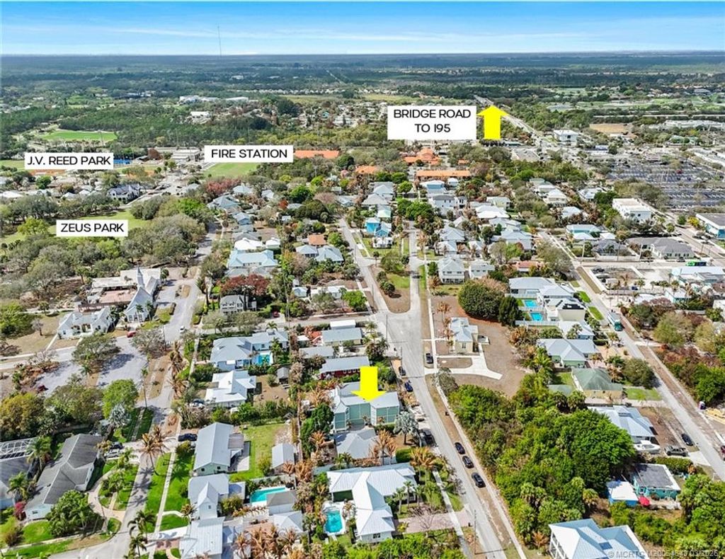 Photo of 9172 SE Apollo Street, Hobe Sound, FL 33455 (MLS # M20054648)