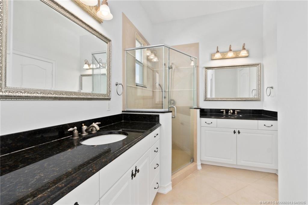 Stuart, Florida 34997, United States, 3 Bedrooms Bedrooms, ,3 BathroomsBathrooms,Residential,Active,119609