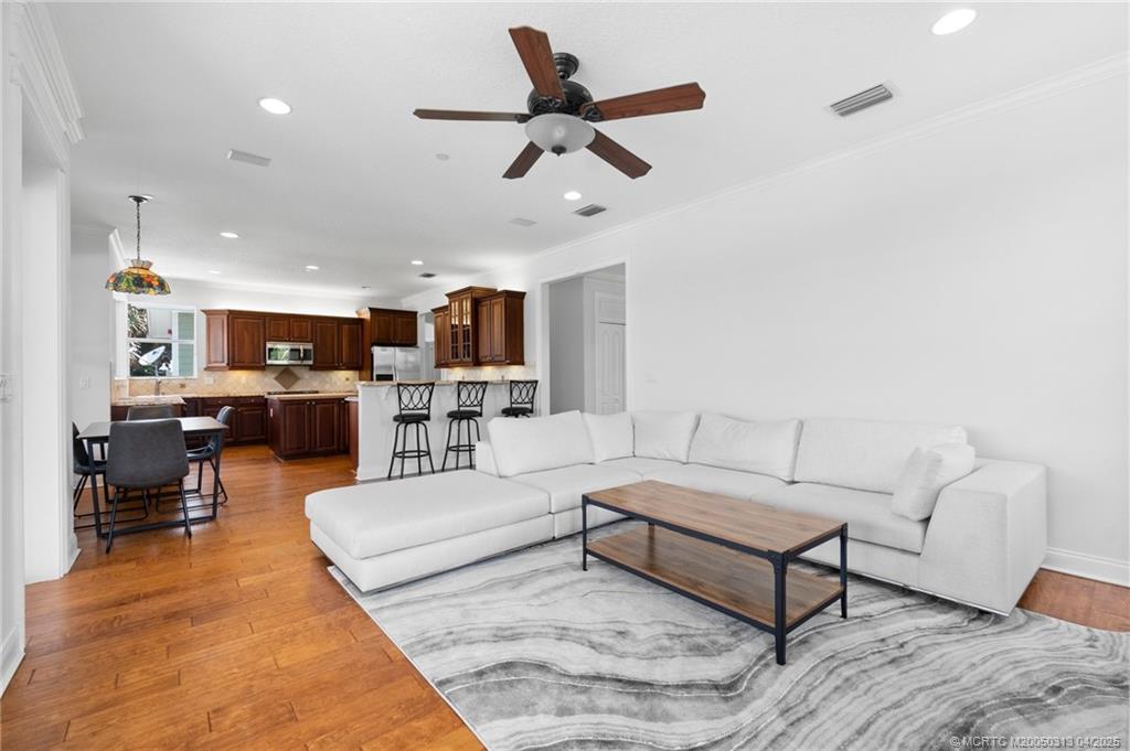 Stuart, Florida 34997, United States, 3 Bedrooms Bedrooms, ,3 BathroomsBathrooms,Residential,Active,119609