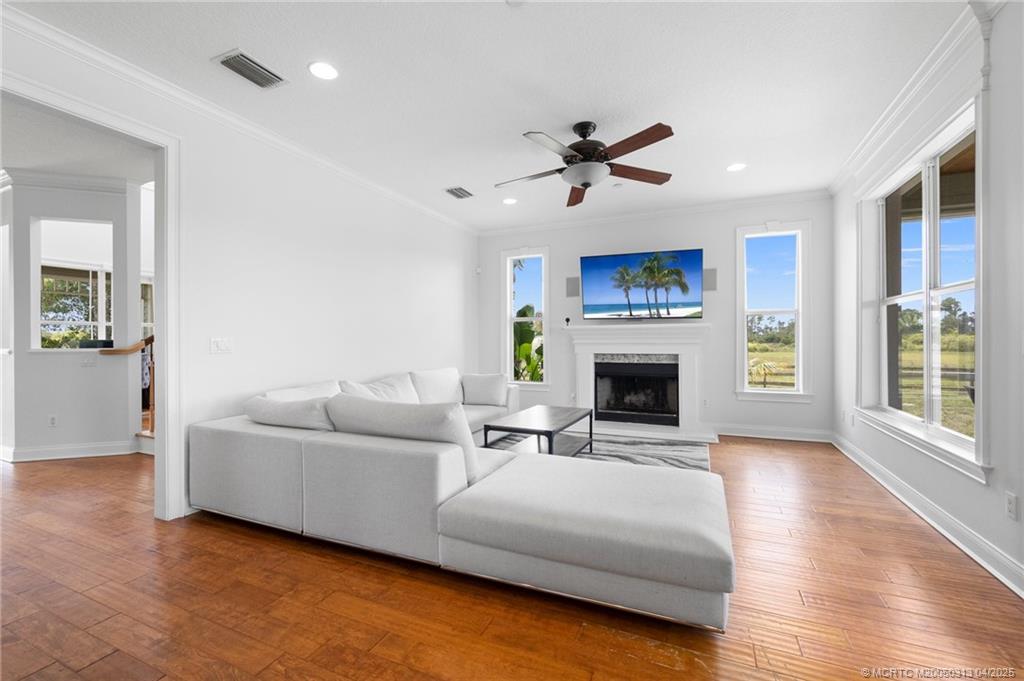 Stuart, Florida 34997, United States, 3 Bedrooms Bedrooms, ,3 BathroomsBathrooms,Residential,Active,119609