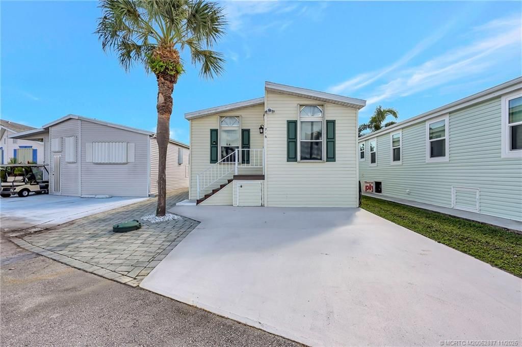Photo of 716 Nettles Boulevard, Jensen Beach, FL 34957 (MLS # M20052887)