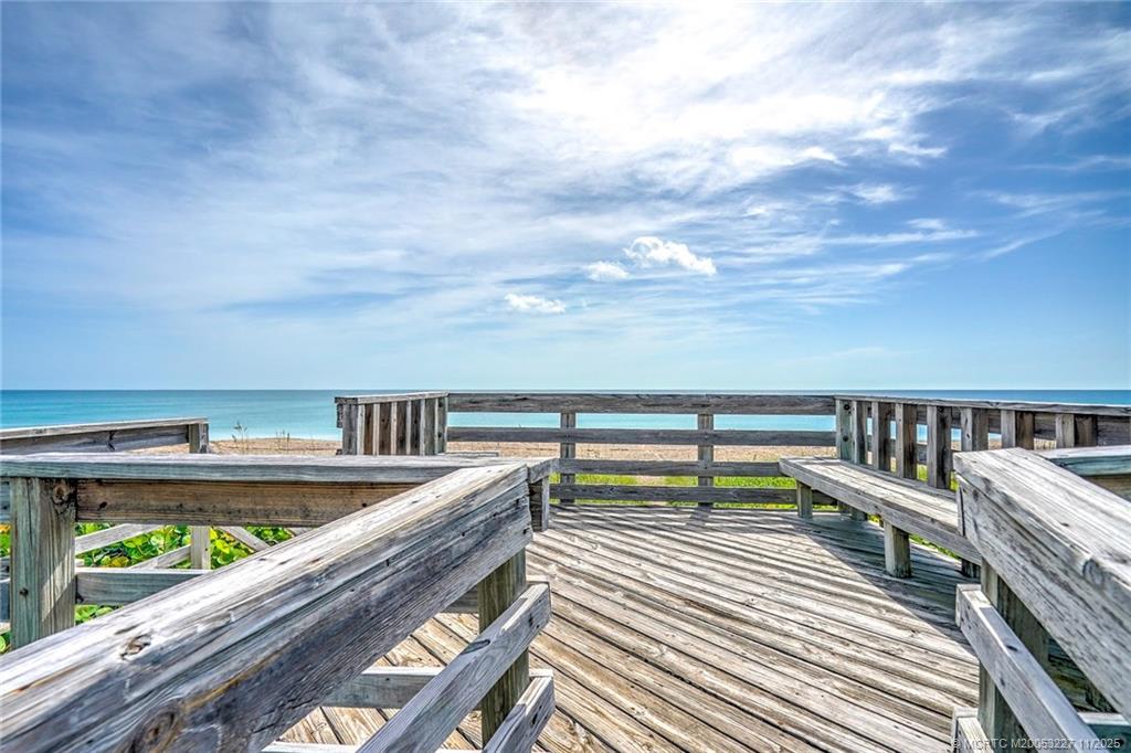 Jensen Beach, Florida 34957, United States, 2 Bedrooms Bedrooms, ,2 BathroomsBathrooms,Residential,Active,247419