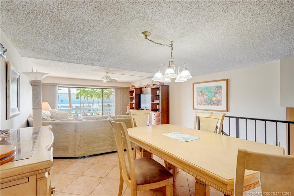 Jensen Beach, Florida 34957, United States, 2 Bedrooms Bedrooms, ,2 BathroomsBathrooms,Residential,Active,247419