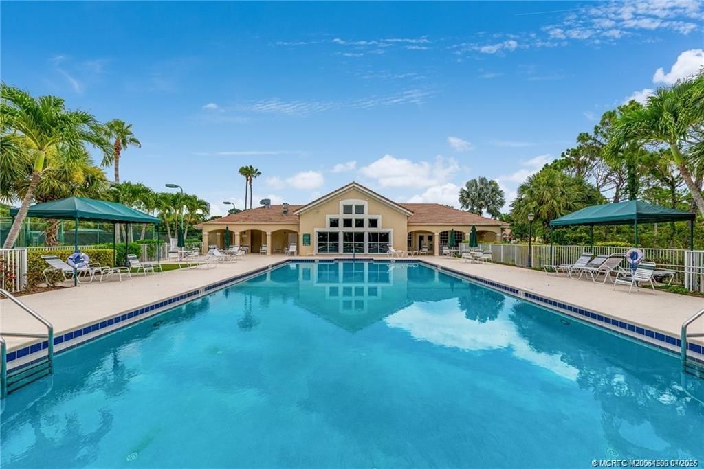 Photo of 6797 SE Warwick Lane, Stuart, FL 34997 (MLS # M20051200)